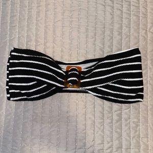 Black and white bathing suit top